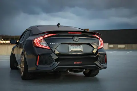 トランプ政権の関税政策が日本自動車大手を大きく打撃 トヨタ・本田・日産が厳しい状況に直面